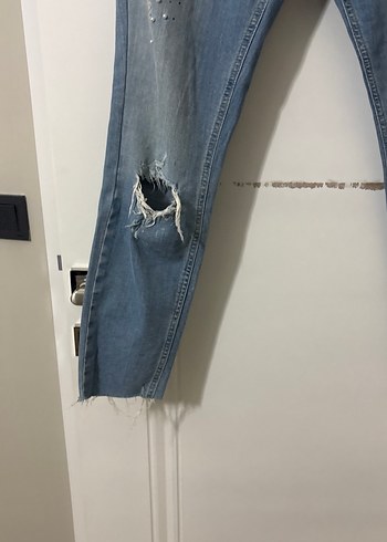 Kadın Mavi Bol Kesim Yırtık Kot Pantolon - Görsel 7