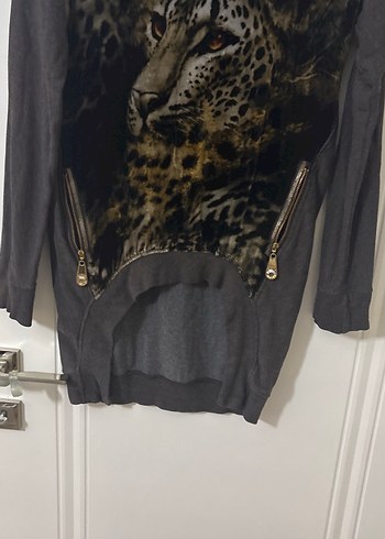 Kürk Detaylı Gri Baskılı Uzun Kollu Bluz - Görsel 2