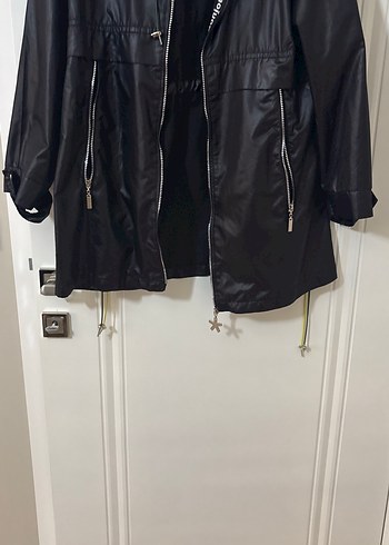 Düğmeli Siyah Deri Uzun Ceket - Görsel 4