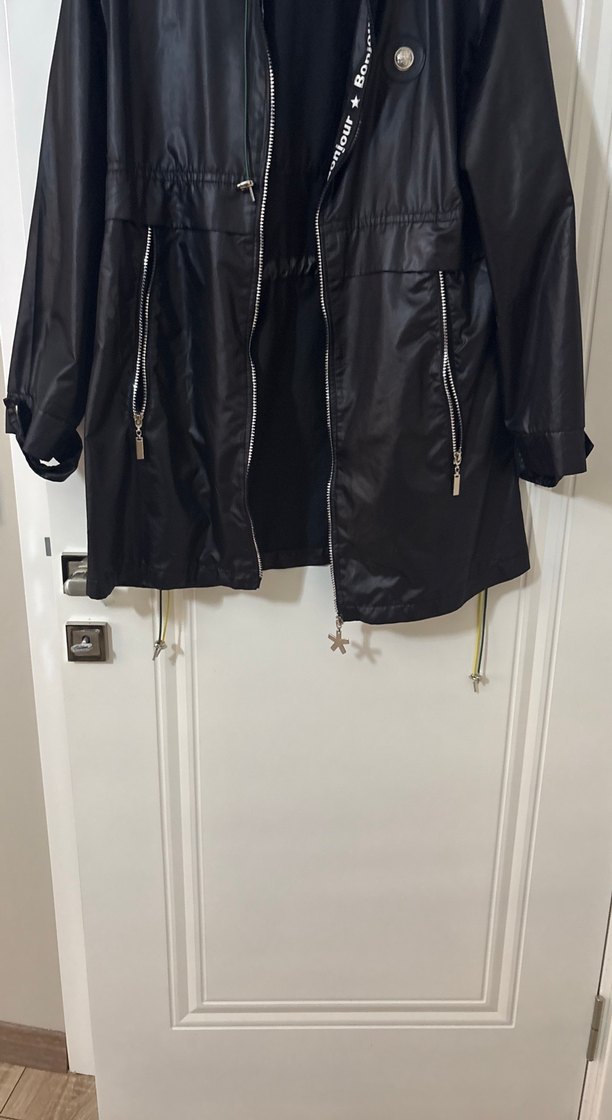 Düğmeli Siyah Deri Uzun Ceket - Görsel 4