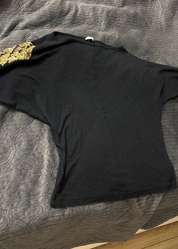 Kadın omuz detay bluz - Görsel 2