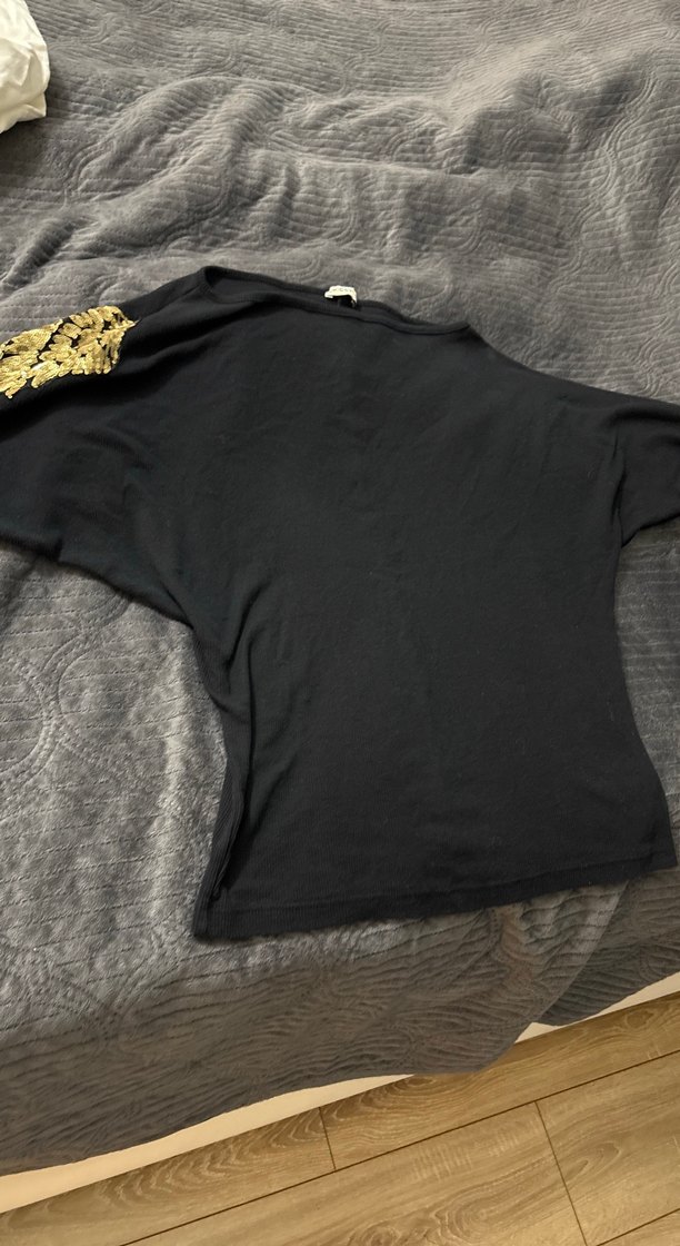 Kadın omuz detay bluz - Görsel 2