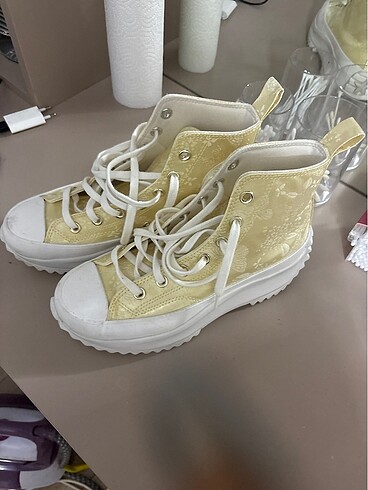 39 Beden Converse ayakkabı