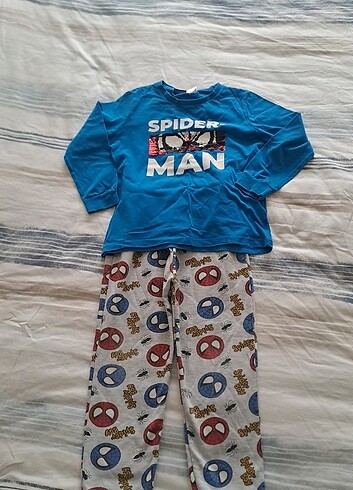 Örümcek adamli takim - Görsel 4