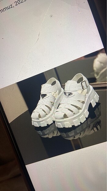 Prada sandalet