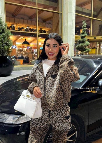 Leopar Desenli Kapişonlu Kadın Eşofman Takımı