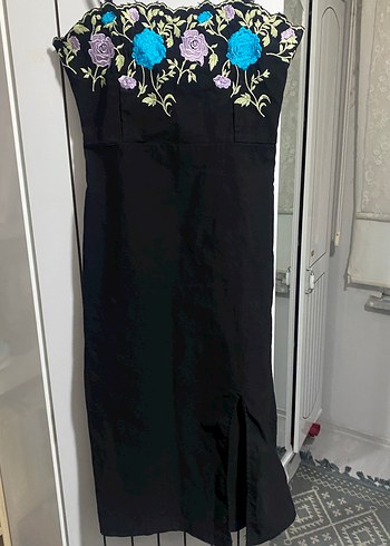 Midi Yırtmaçlı Elbise - Görsel 4