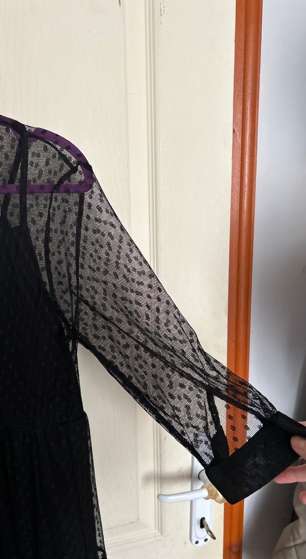 Dantel Detaylı Siyah Uzun Gotik Elbise - Görsel 3