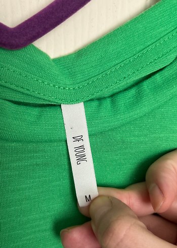 Yeşil Baskılı Kadın Tişört - Görsel 3