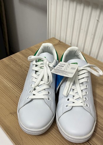 Adidas Beyaz Bağcıklı erkek Spor Ayakkabı
