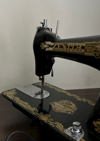 Parlak Siyah zenıth Dekoratif Dikiş Makinesi - Görsel 4