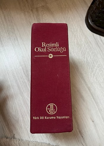 Resimli Okul Sözlüğü - Türk Dil Kurumu Yayını