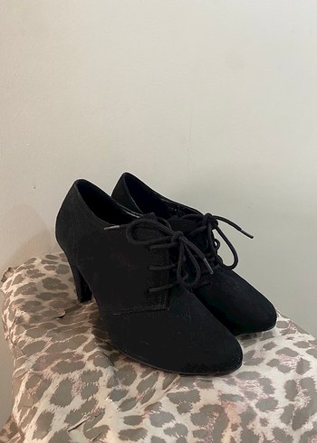 36 Beden Siyah Süet Stiletto Topuklu Bot