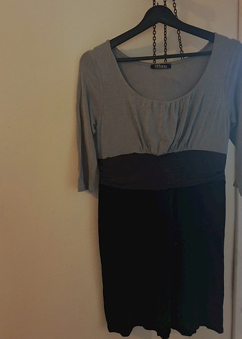 V Yaka Gri  yarım Kollu elbise - Görsel 3