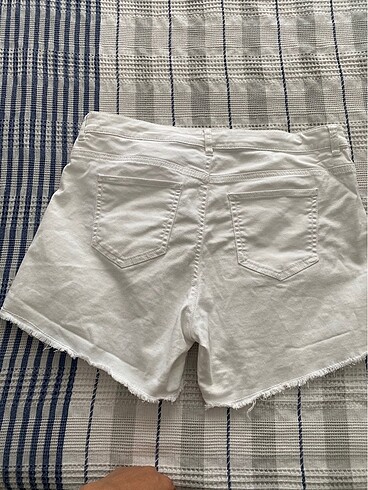 m Beden beyaz Renk H&M ŞORT