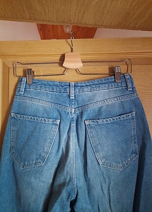 27 Beden mom jeans az kullanıldı 