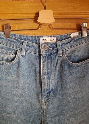 27 Beden mavi Renk mom jeans az kullanıldı 