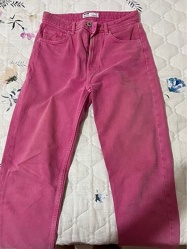 Bershka pembe jean