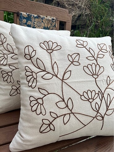 Zara Home Punch Panç nakışlı kırlent kılıfı 1 adet