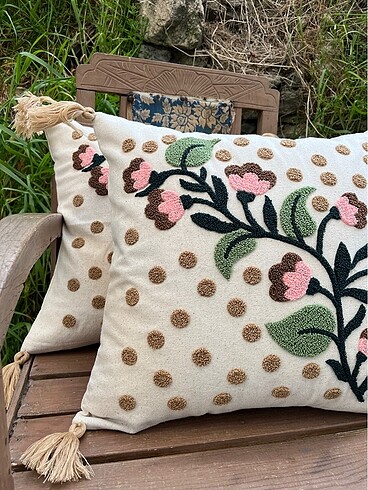 Zara Home Punch Panç nakışlı kırlent kılıfı 1 adet
