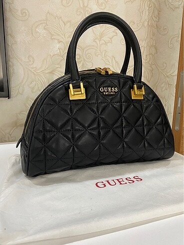 Orijinal guess baget çanta