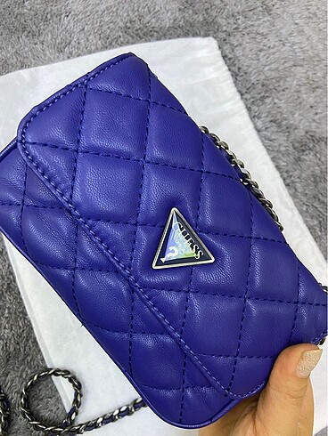  Beden Orijinal guess mini çanta
