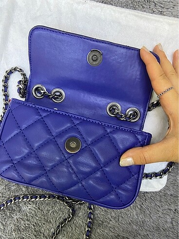  Beden lacivert Renk Orijinal guess mini çanta