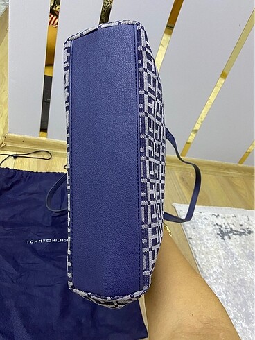  Beden Tommy hilfiger çanta