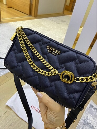 Guess Guess siyah çanta
