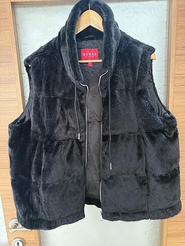 Guess peluş yelek