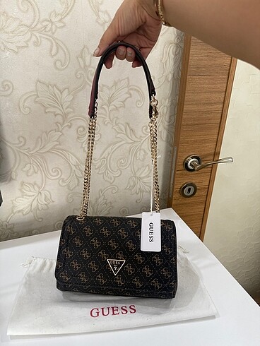 Orijinal guess çanta