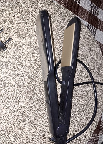 PHILIPS Saç Düzleştirici PRO XL