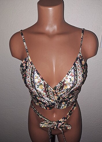 m Beden çeşitli Renk SHEIN YENI CROP TOP medium