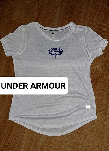 UNDER ARMOUR kosucu bluz S/M