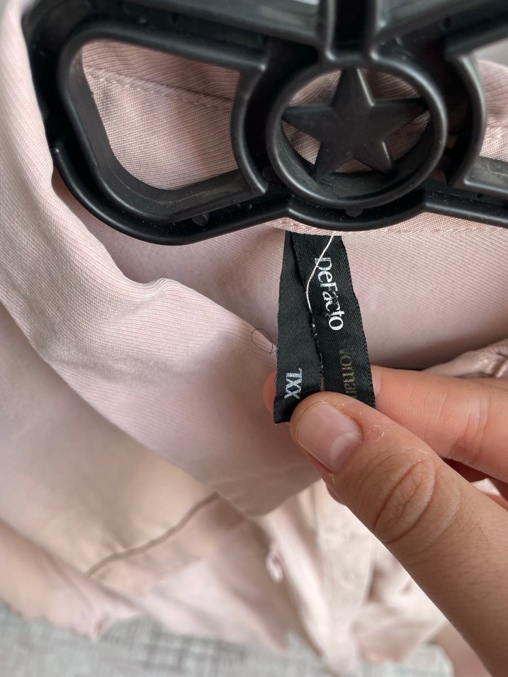 Pembe Düğmeli Salaş Gömlek - Görsel 2