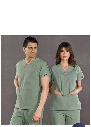 Çizgi medikal scrubs