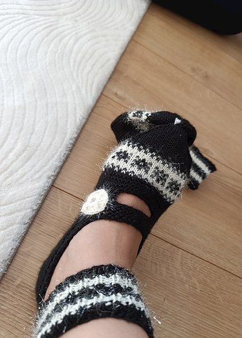 Zara Siyah Gri Örgü Kadın patiktir