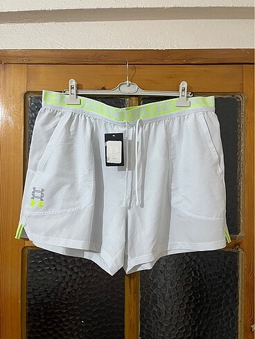 Under Armour erkek şort 3xl beden sıfır etiketli