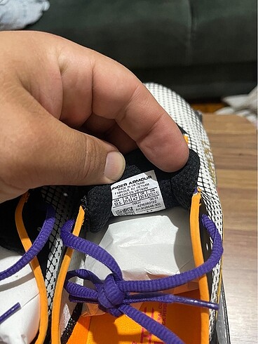 Under Armour erkek spor ayakkabı 47 numara sıfır etiketli kutulu - Görsel 8
