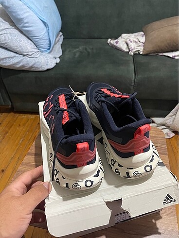 Adidas erkek spor ayakkabı 46 numara sıfır etiketli kutulu - Görsel 7