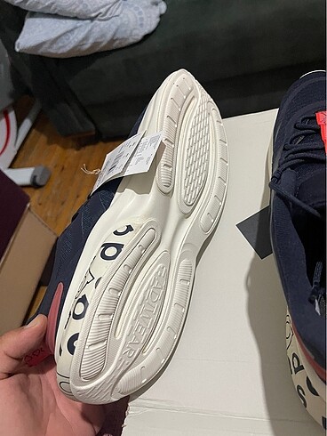 Adidas erkek spor ayakkabı 46 numara sıfır etiketli kutulu - Görsel 11