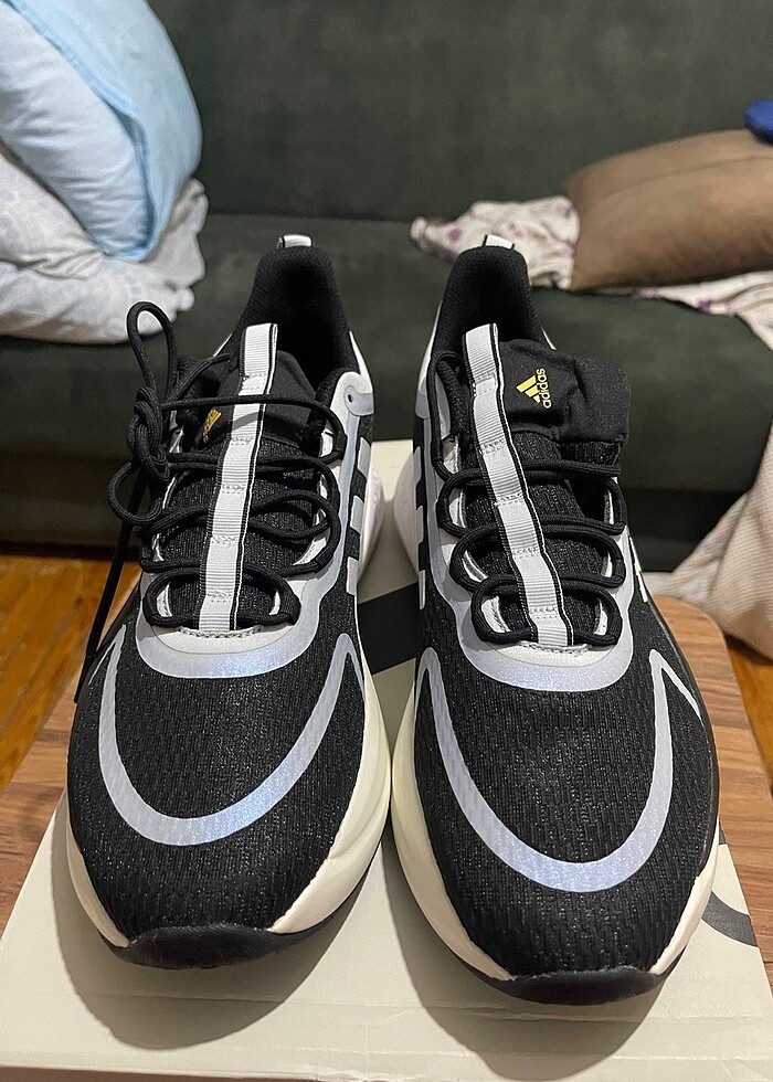 Adidas erkek spor ayakkabı 46 numara sıfır etiketli kutulu - Görsel 4