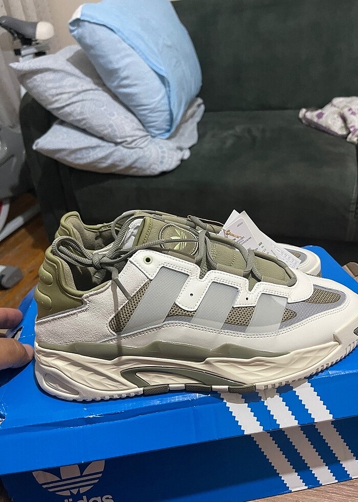 Adidas niteball erkek spor ayakkabı 46 numara sıfır etiketli kut - Görsel 3