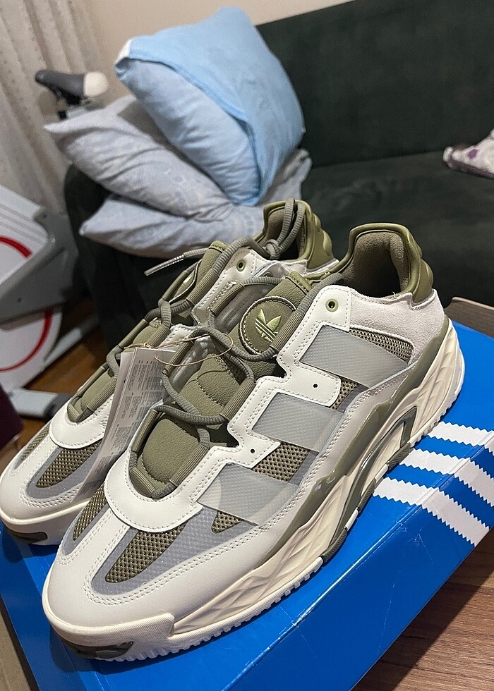 Adidas niteball erkek spor ayakkabı 46 numara sıfır etiketli kut - Görsel 2