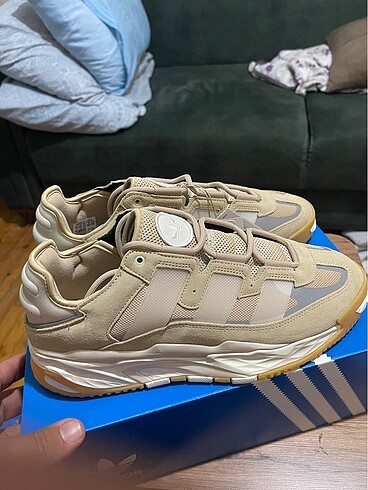 Adidas niteball erkek spor ayakkabı 45,5 numara sıfır etiketli k - Görsel 2