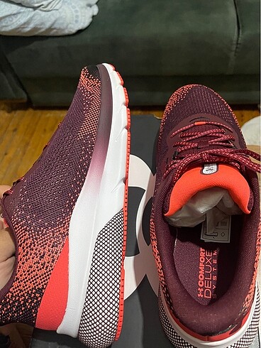 Under Armour erkek spor ayakkabı 47,5 numara sıfır etiketli kutu - Görsel 9