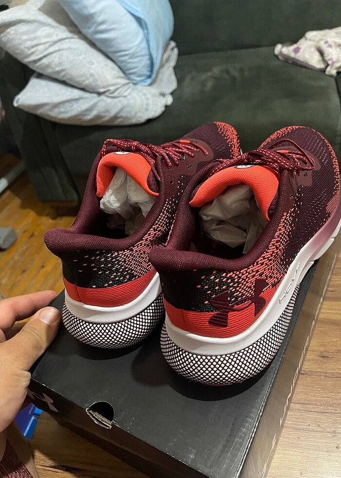 Under Armour erkek spor ayakkabı 47,5 numara sıfır etiketli kutu - Görsel 4