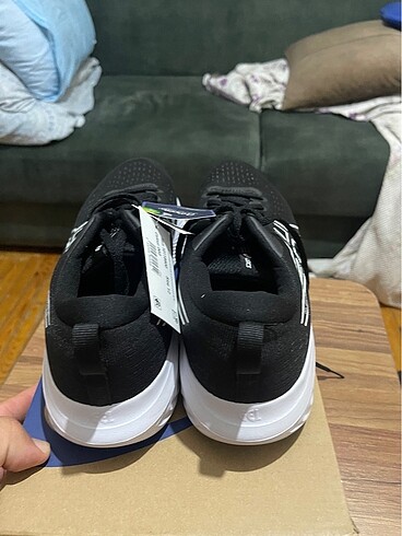Asics erkek spor ayakkabı 46,5 numara sıfır etiketli kutulu ürün - Görsel 5