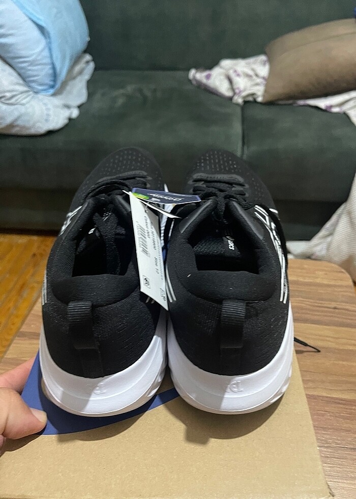 Asics erkek spor ayakkabı 46,5 numara sıfır etiketli kutulu ürün - Görsel 5