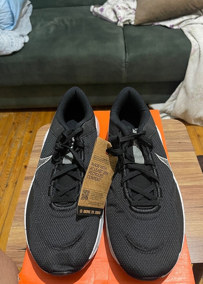 Nike erkek spor ayakkabı 46,5 numara sıfır etiketli kutulu ürün - Görsel 3